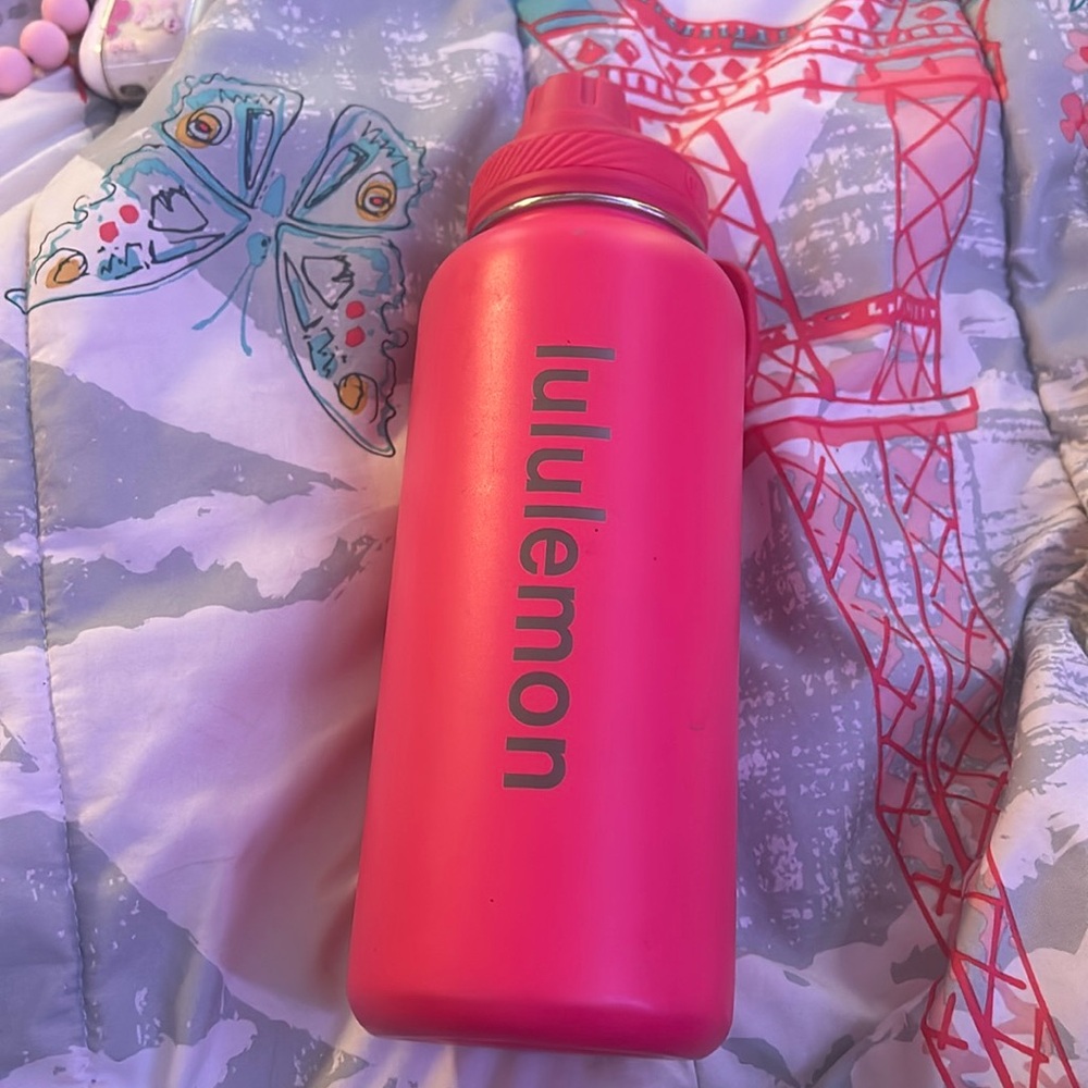 Lululemon cup